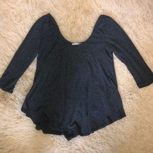 Cropped quarter sleeve